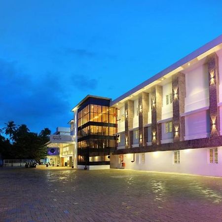 Hotel Apsara Shoranur Экстерьер фото